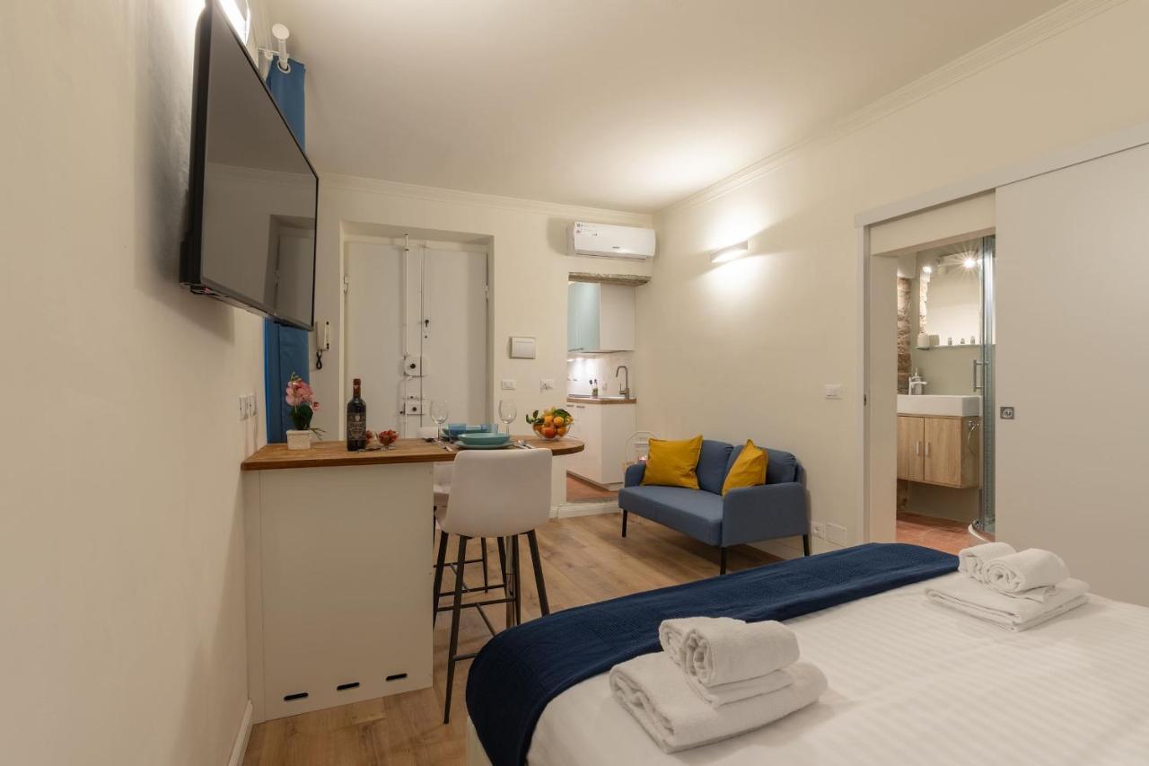Cerchi In Apartamento *